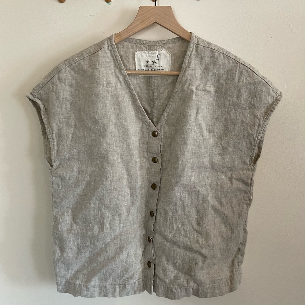 Notperfectlinen natural linen boxy top with buttons
